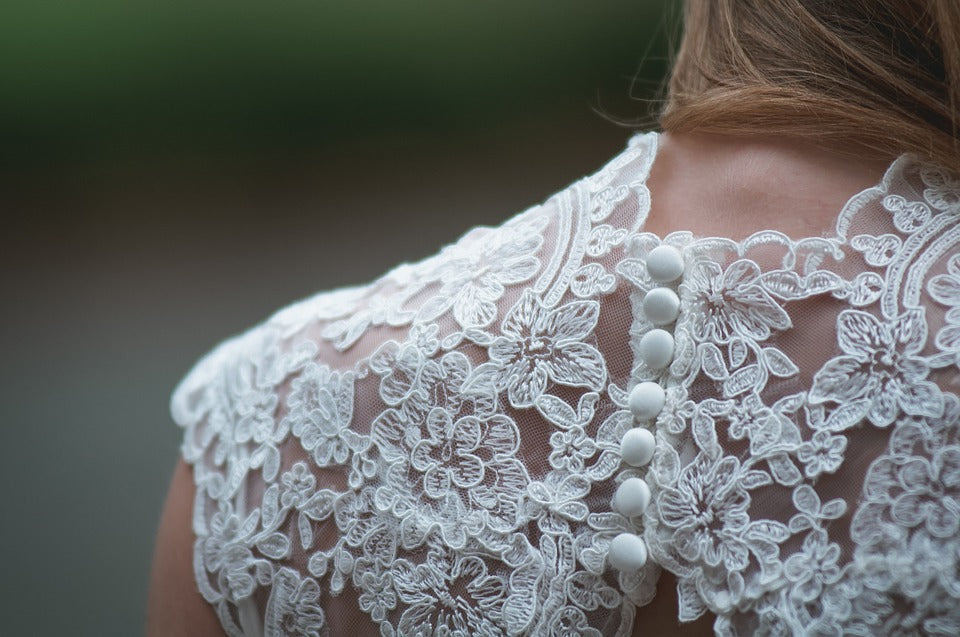 Your First Step To Restore Your Yellowed Wedding Gown